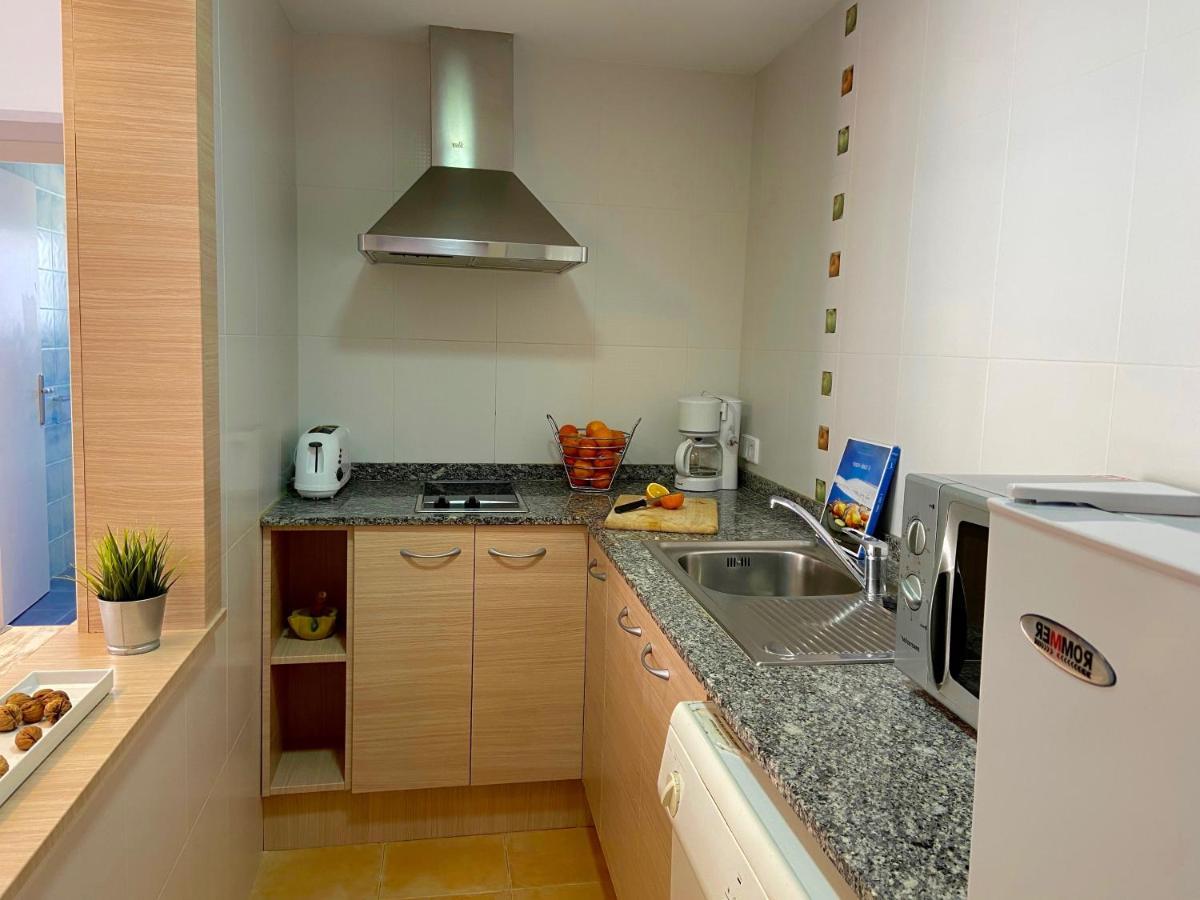 Apartamentos Aquarium. 150 Metros Playa. Росас Экстерьер фото